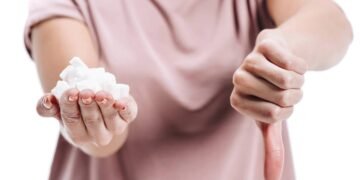 Cortei o açúcar por duas semanas e meu corpo mudou completamente