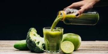 7 combinações de suco detox que viraram febre entre especialistas