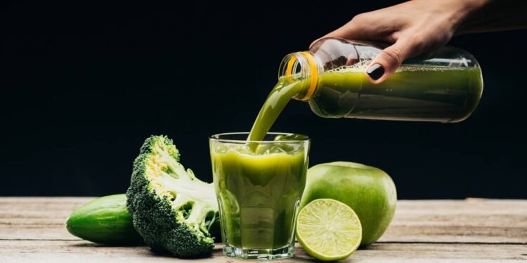 7 combinações de suco detox que viraram febre entre especialistas
