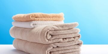 Deixe suas toalhas macias como novas sem gastar nada com esse truque