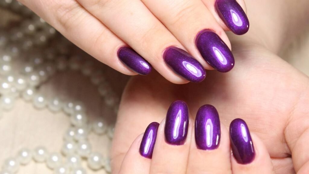 O estilo de unha mais amado do ano transforma até os visuais mais simples