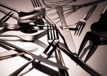 A melhor forma de limpar inox sem riscar e com brilho duradouro