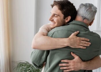 O que é “positivismo tóxico” que afeta a saúde mental?