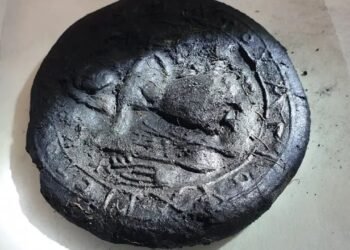 Pão de 1.300 anos com a imagem de Cristo é encontrado na Turquia