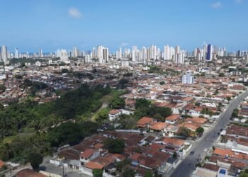 Essa capital à beira-mar está encantando quem busca tranquilidade e cultura