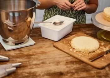 Aprenda a fazer o bolo pega marido que fica pronto em poucos passos