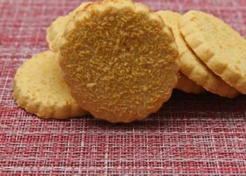 Receita de biscoito amanteigado sem fermento pronto em minutos