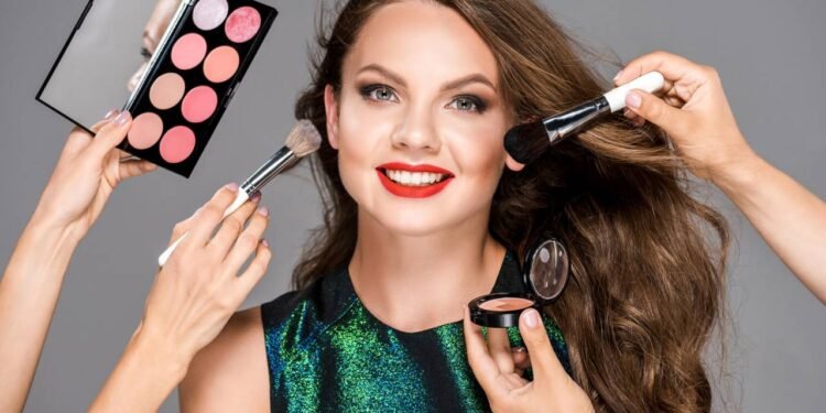 O blush é um dos itens essenciais na maquiagem - Créditos: depositphotos.com / IgorVetushko