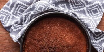 Bolo de chocolate simples no liquidificador