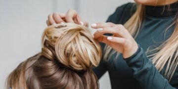 O penteado natural que está conquistando as celebridades e ninguém percebeu