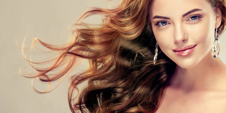 boa rotina de cuidados capilares - Créditos: depositphotos.com / Sofia_Zhuravets