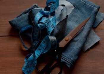 Fora de moda, não jogue fora suas calças jeans velhas, 7 maneiras de reutilizá-las