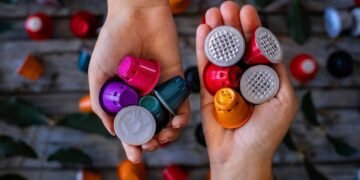 Transforme cápsulas de café usadas em elegantes porta-velas