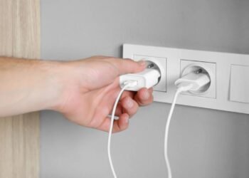 Desligue estes aparelho na sua casa e poupe dinheiro no final do mês