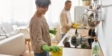 O que significa arrumar a casa à noite?