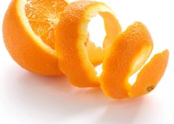 Não jogue as cascas de laranja fora e deixe sua casa mais perfumada
