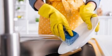 Essa receita caseira simples vai revolucionar a limpeza da sua casa