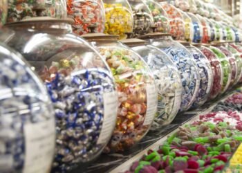 Empresa de doces entra com pedido de falência uma semana antes do Halloween