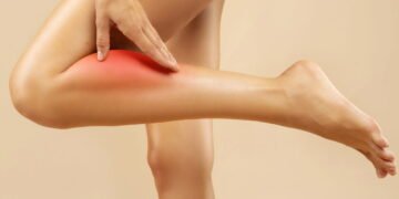 Dói a panturrilha ao andar? Isso resolveu minha dor em poucos dias e sem precisar de remédio