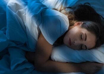 Usei esse truque e finalmente dormi bem nos dias quentes