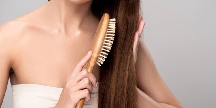 Especialistas sugerem considerar o comprimento, a espessura e o tipo de estilo desejado - Créditos: depositphotos.com / AllaSerebrina