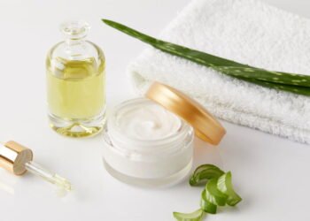 Esse cuidado simples na rotina ajuda a manter a pele oleosa sem brilho e com aparência saudável