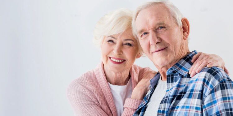 Benefícios para idosos - Créditos: depositphotos.com / IgorVetushko