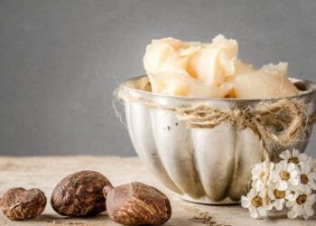 A melhor manteiga natural para pele seca e cabelos danificados