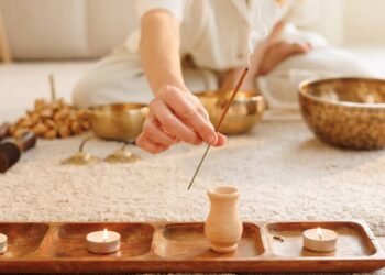 Especialista ensina como limpar energeticamente uma casa antes de se mudar