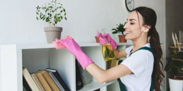 O que significa limpar a casa constantemente, segundo a psicologia?