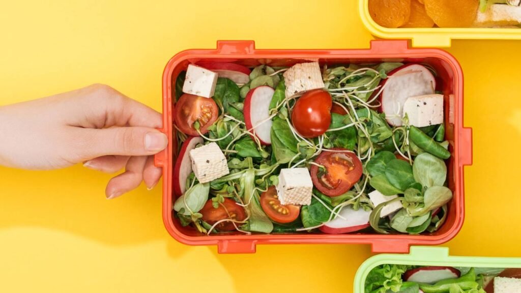 Planeje suas refeições da forma correta e corte os gastos pela metade