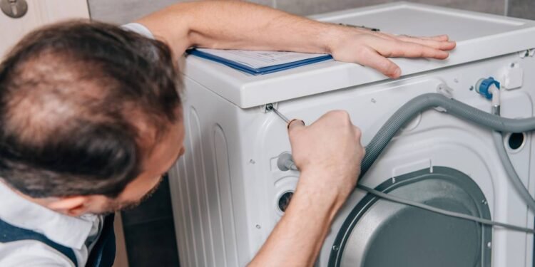 Como o direito ao reparo pode salvar seu bolso e o planeta - Créditos: depositphotos.com / VitalikRadko