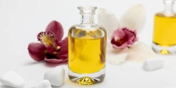 3 ervas que tornam o óleo corporal um verdadeiro ritual de bem-estar