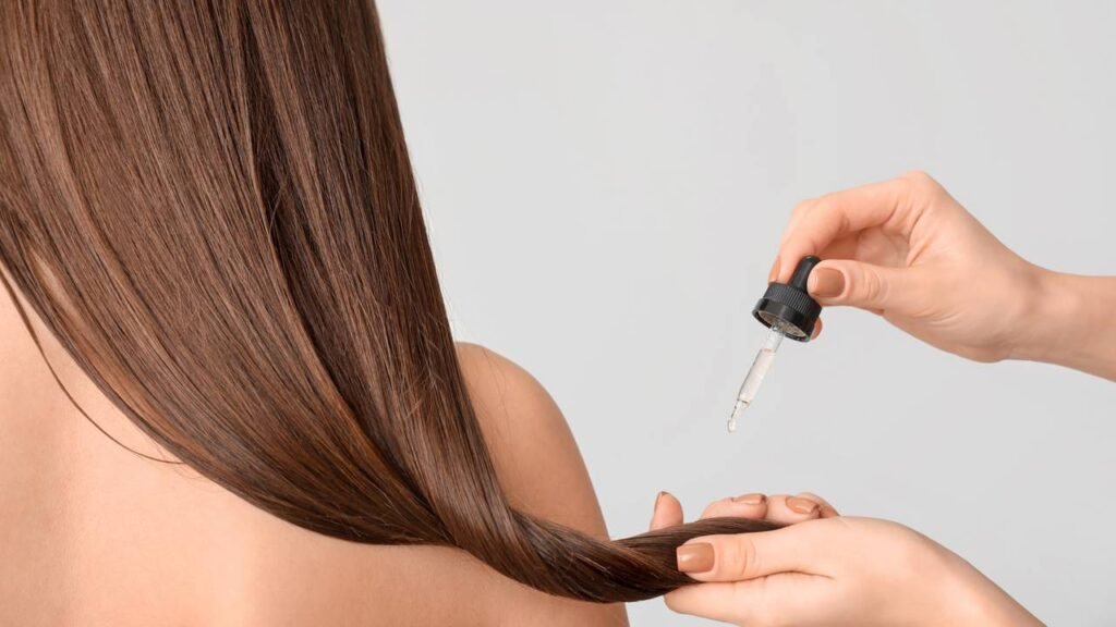 Óleos vegetais que rejuvenescem os fios e substituem produtos caros
