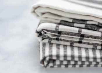 Especialista, fala sobre a frequência de limpar os panos de prato