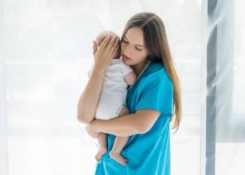 Internação prolongada garante licença-maternidade por até 120 dias a mais