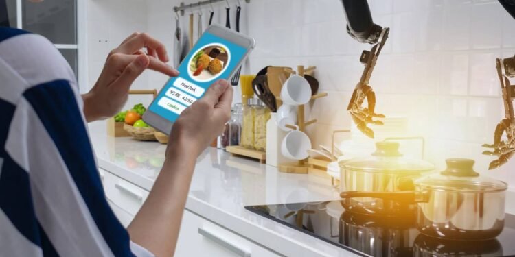 Robô de cozinha faz sua receita pelo celular e avisa quando fica pronta