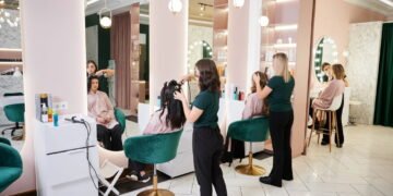 Quanto custa cortar o cabelo nos salões de luxo de São Paulo