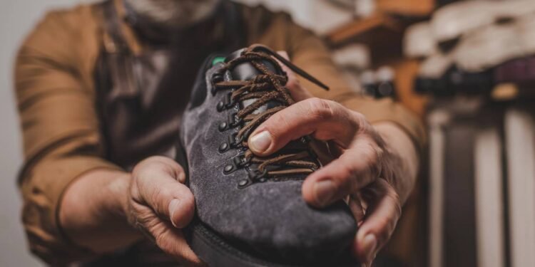 sapatos de camurça - Créditos: depositphotos.com / HayDmitriy