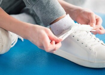 Truques caseiros para eliminar o odor dos calçados rapidamente