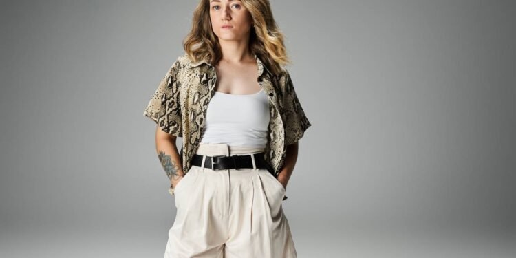 A peça que une conforto e elegância e promete dominar o verão brasileiro - Créditos: depositphotos.com / AllaSerebrina