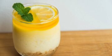 Prepare essa deliciosa sobremesa de limão sem forno, pronta em menos de 15 minutos