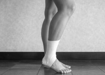 Recupere seu tornozelo em casa com um cuidado simples que os médicos recomendam