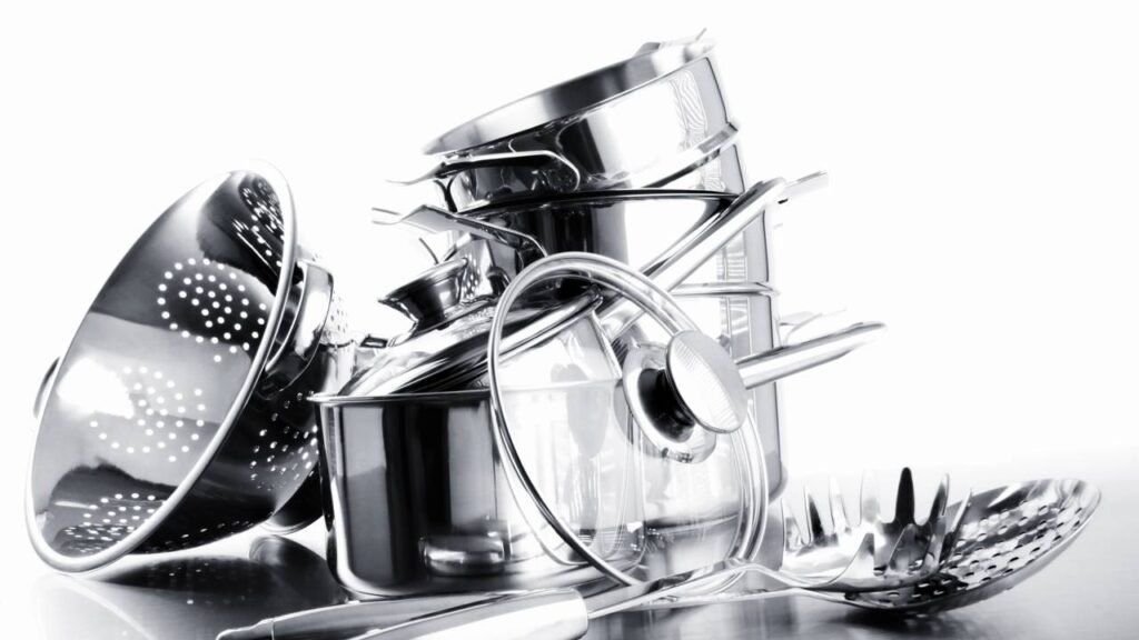 A melhor forma de limpar inox sem riscar e com brilho duradouro