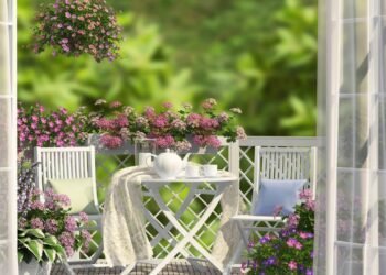 Móveis versáteis para deixar sua varanda elegante o ano todo