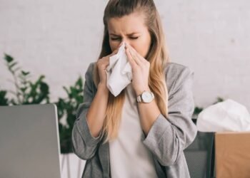 Acordou com nariz entupido? Veja o que pode estar escondido no seu colchão