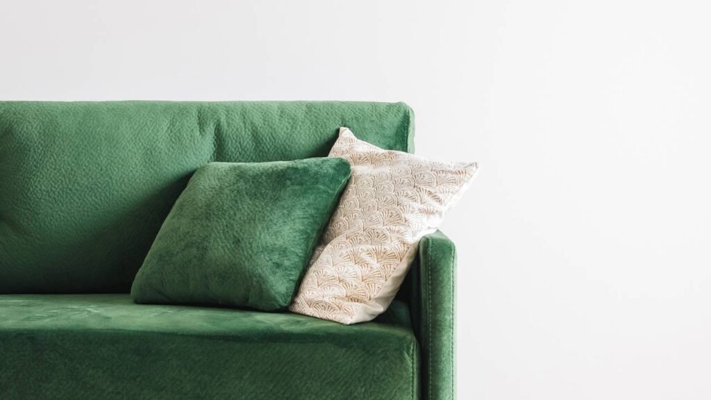 Essa ideia simples transforma móveis antigos em verdadeiras joias da decoração