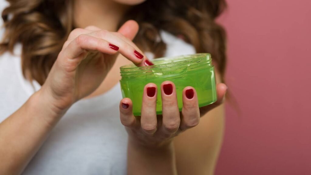 Essas 5 plantas cuidam da sua pele e cabelo melhor que muitos cosméticos caros