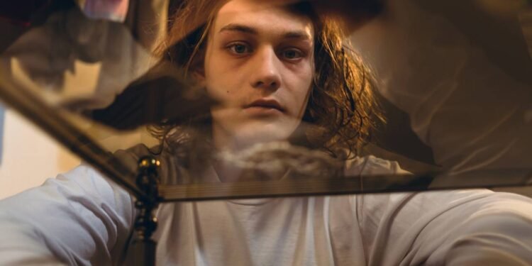 Alucinações Auditivas - Créditos: depositphotos.com / Kzenon