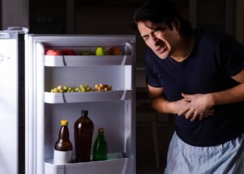 Ânsia de vômito constante? Veja o que pode ser